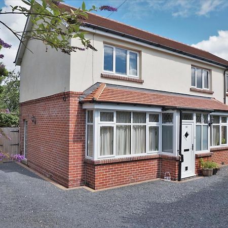 Grange Croft Villa Ben Rhydding Dış mekan fotoğraf
