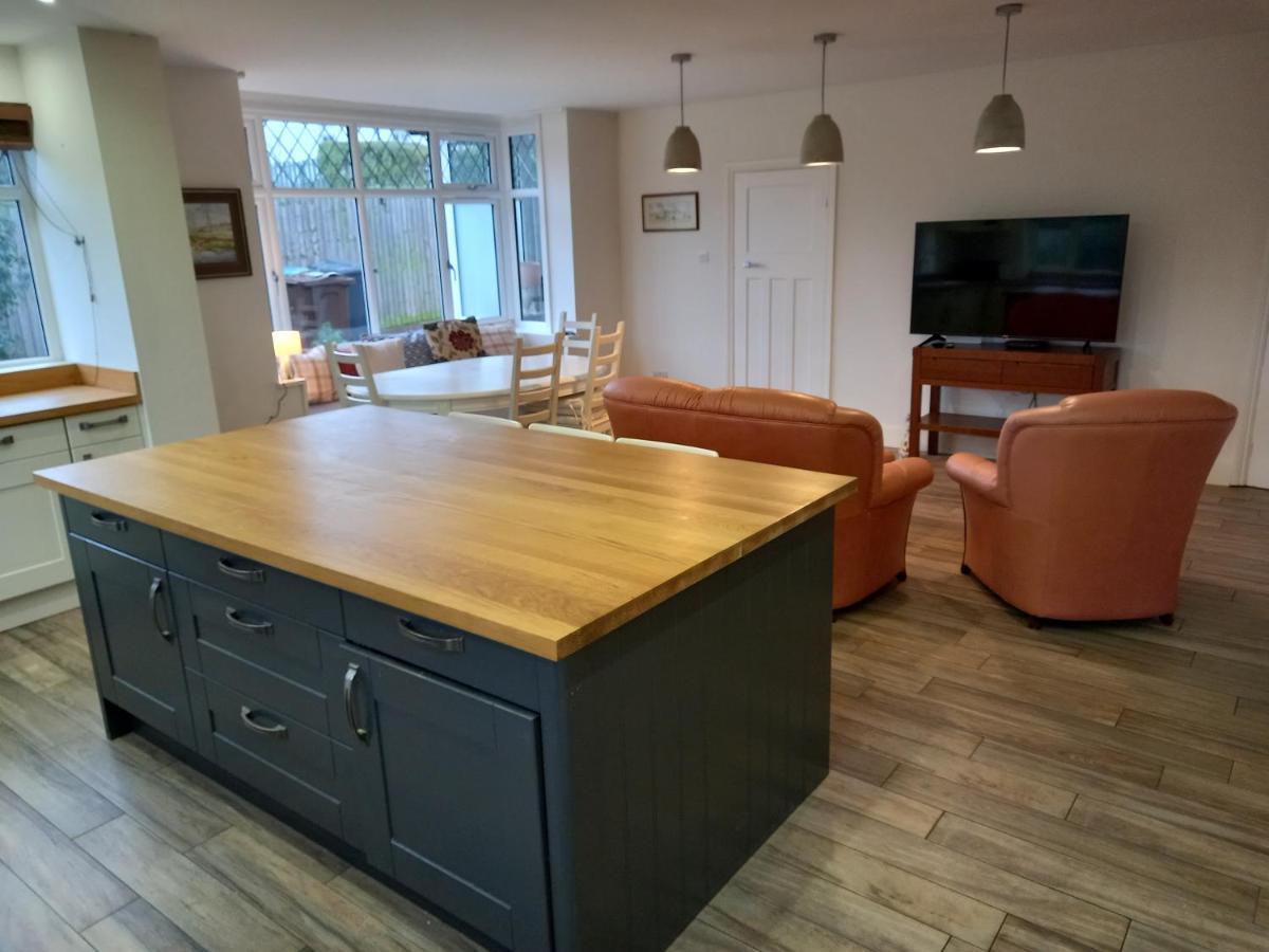 Grange Croft Villa Ben Rhydding Dış mekan fotoğraf