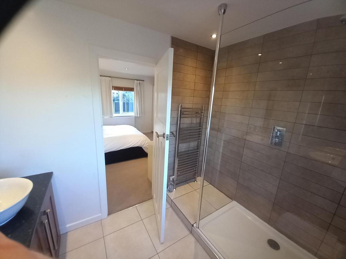 Grange Croft Villa Ben Rhydding Dış mekan fotoğraf